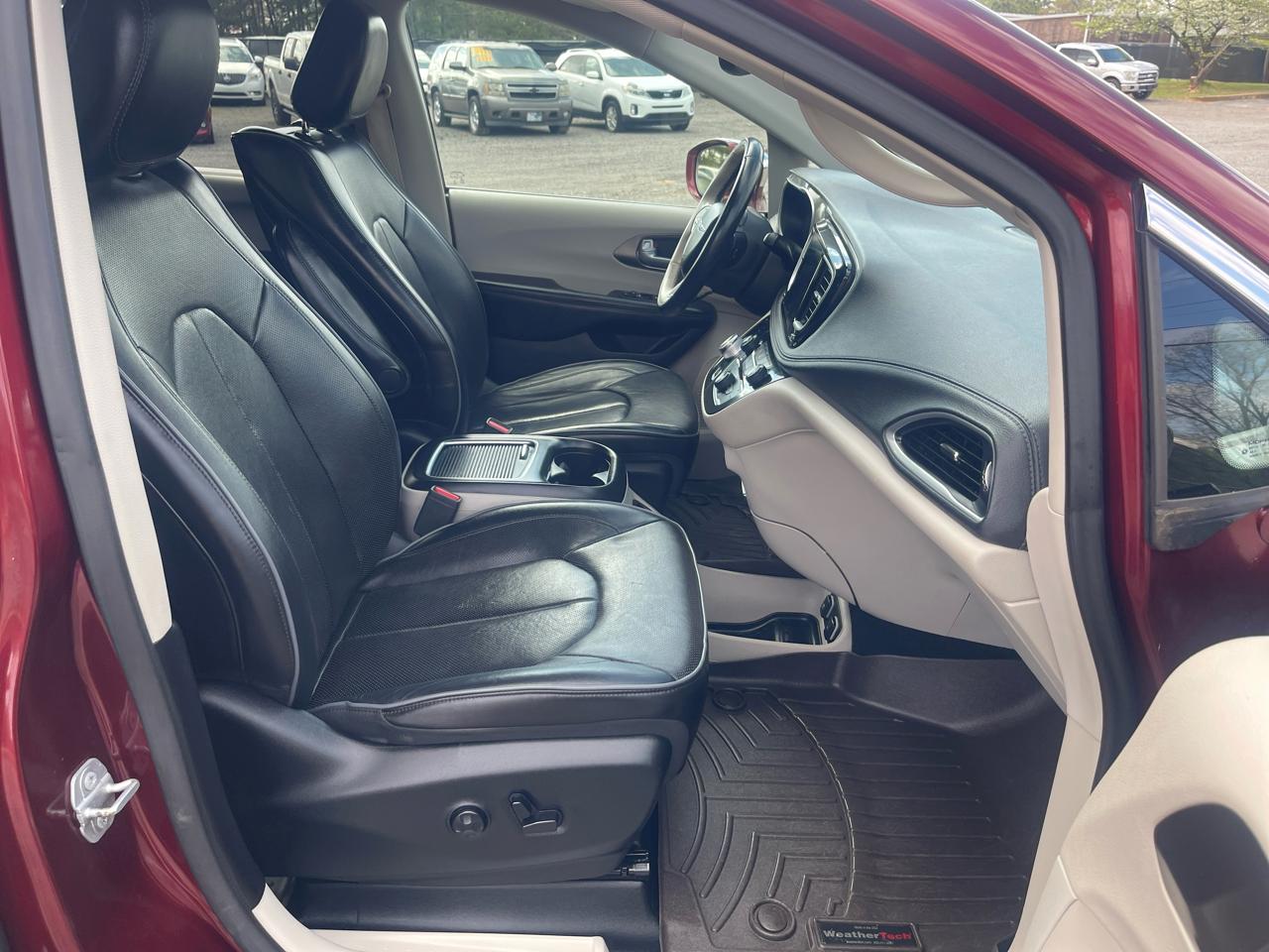 Chrysler Pacifica  2018