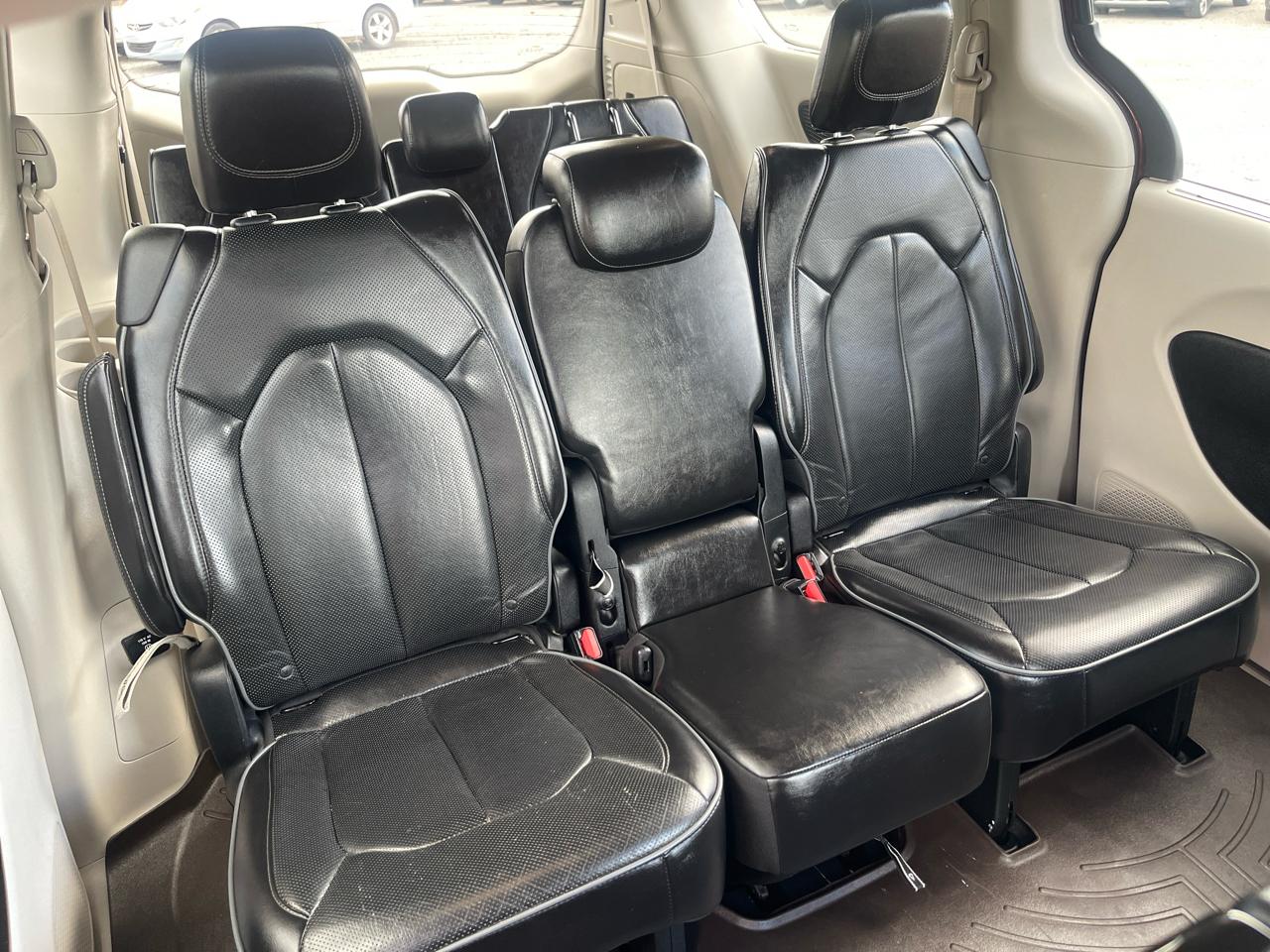 Chrysler Pacifica  2018