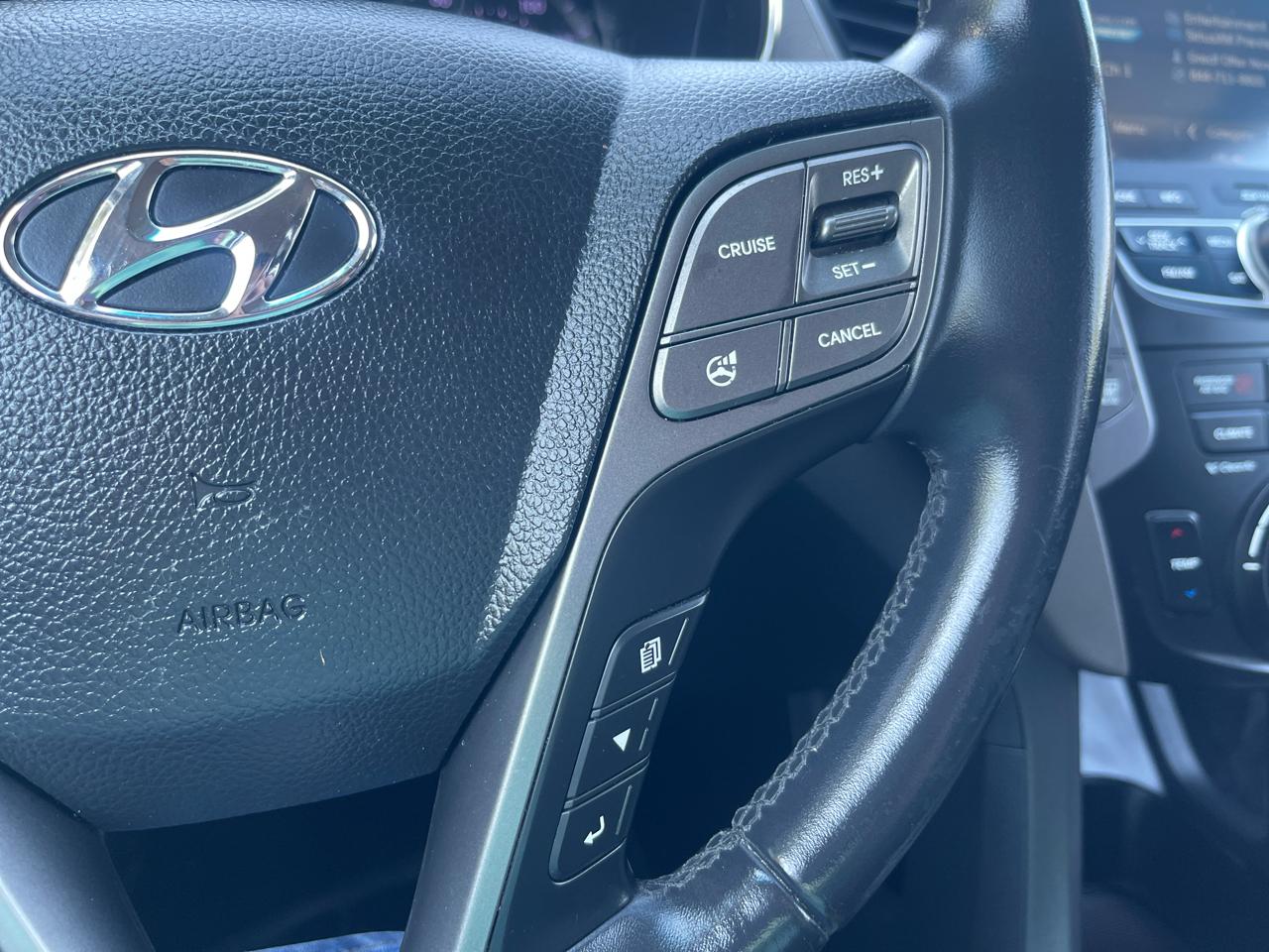 Hyundai Santa Fe  2014