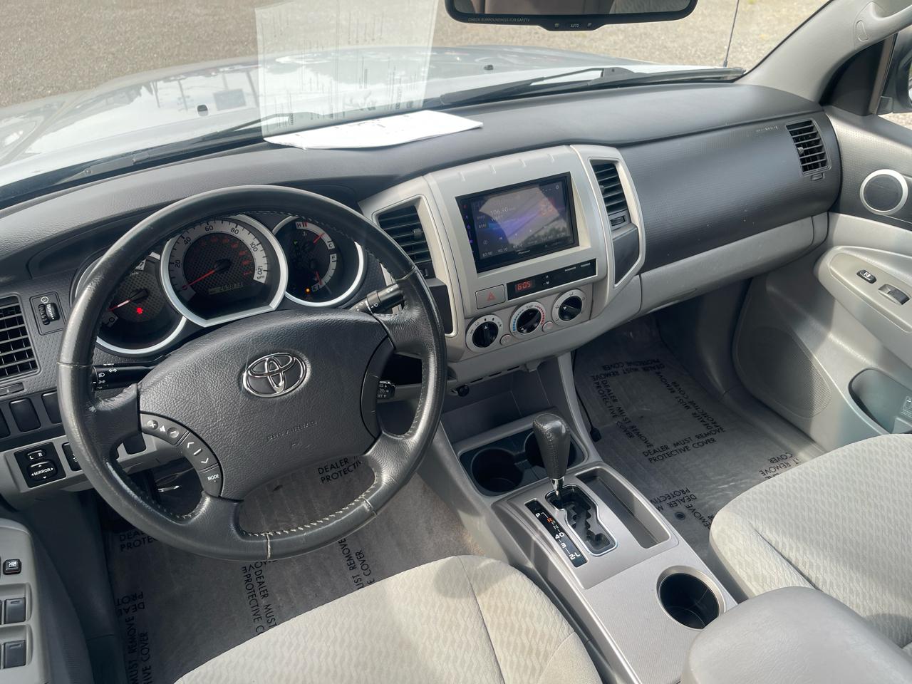 Toyota Tacoma  2011