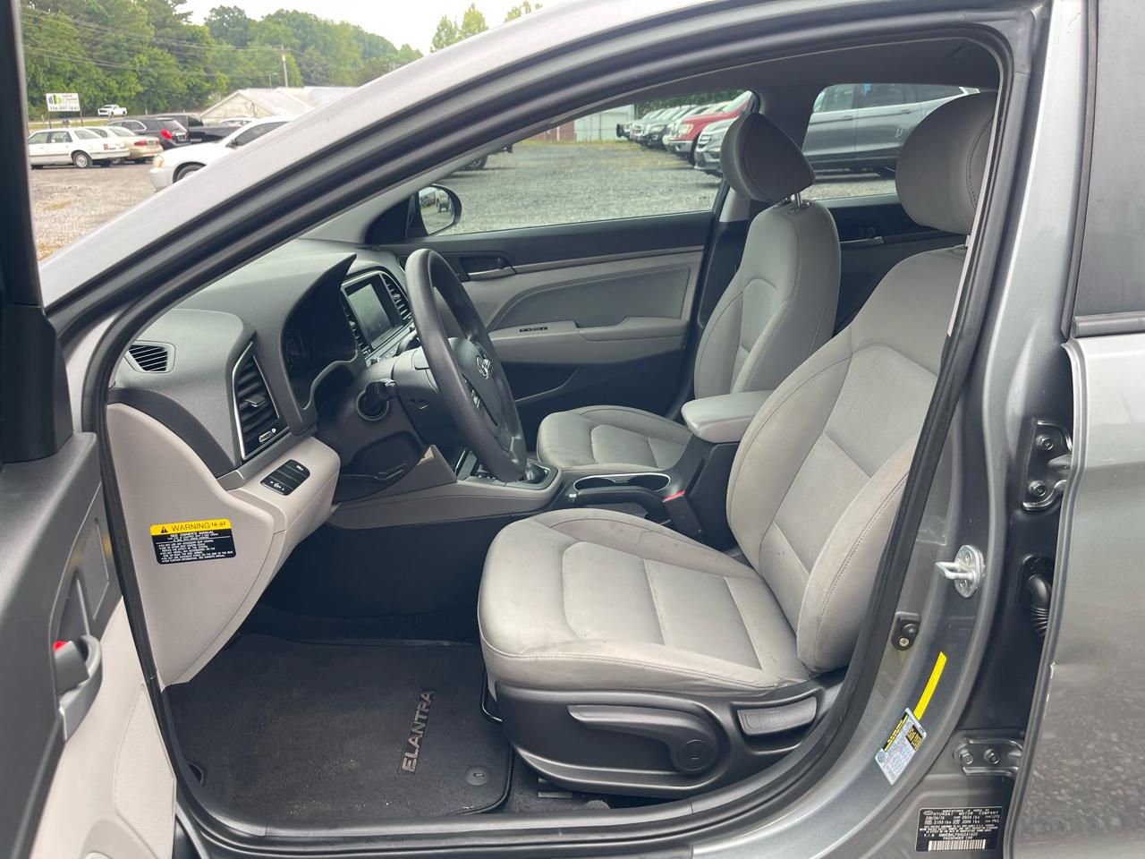 Hyundai Elantra  2017