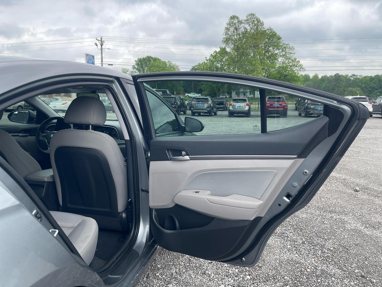 Hyundai Elantra  2017