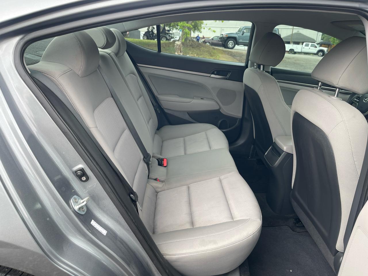 Hyundai Elantra  2017