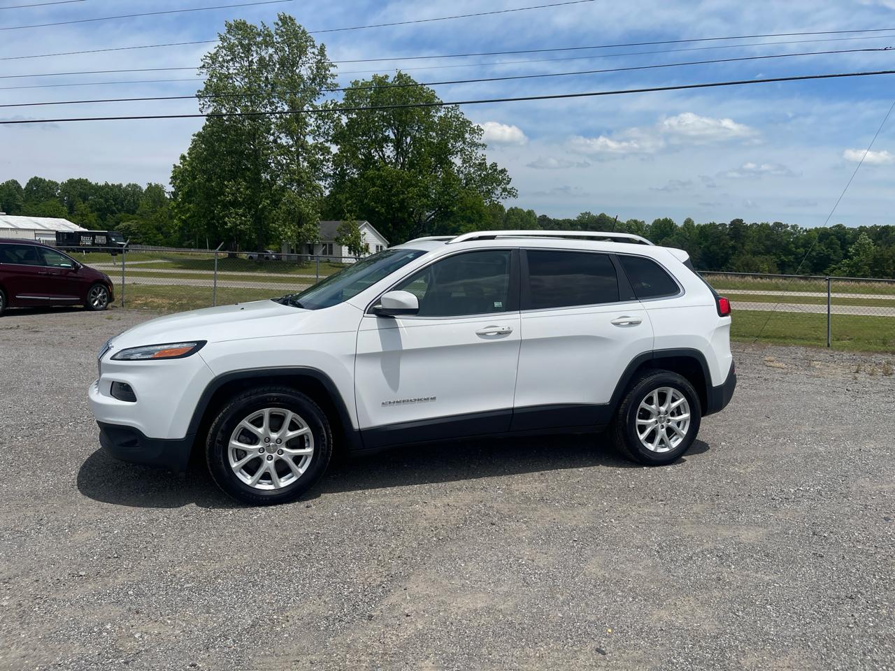 2018 Jeep Cherokee LATITUDE PLUS