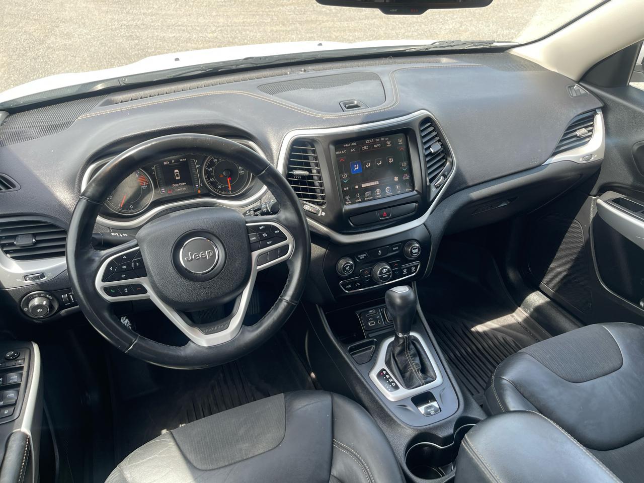 Jeep Cherokee  2018