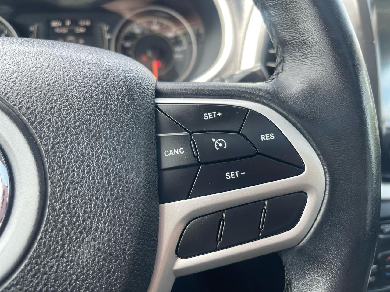 Jeep Cherokee  2018