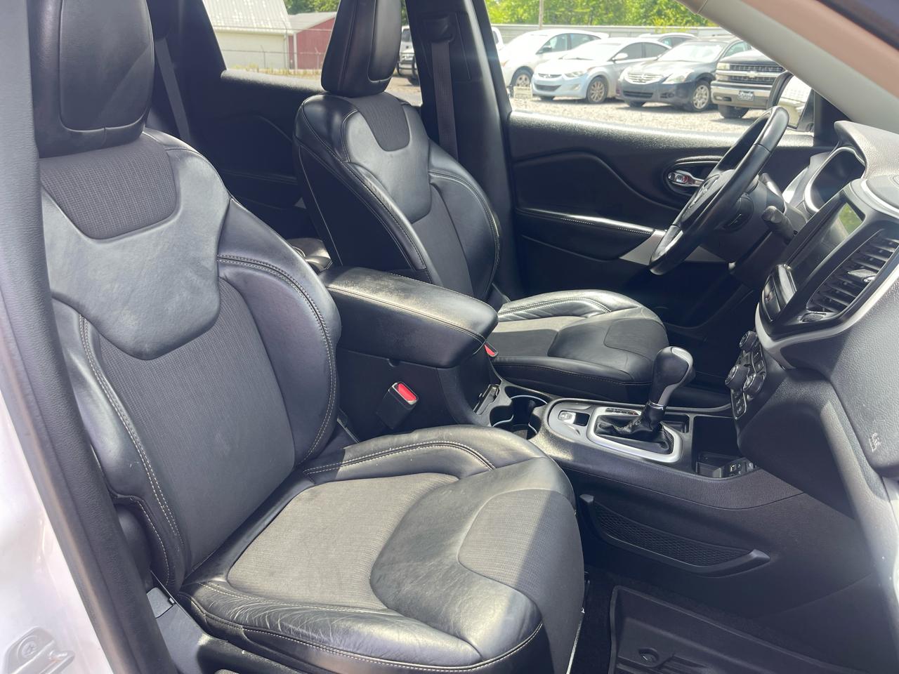 Jeep Cherokee  2018