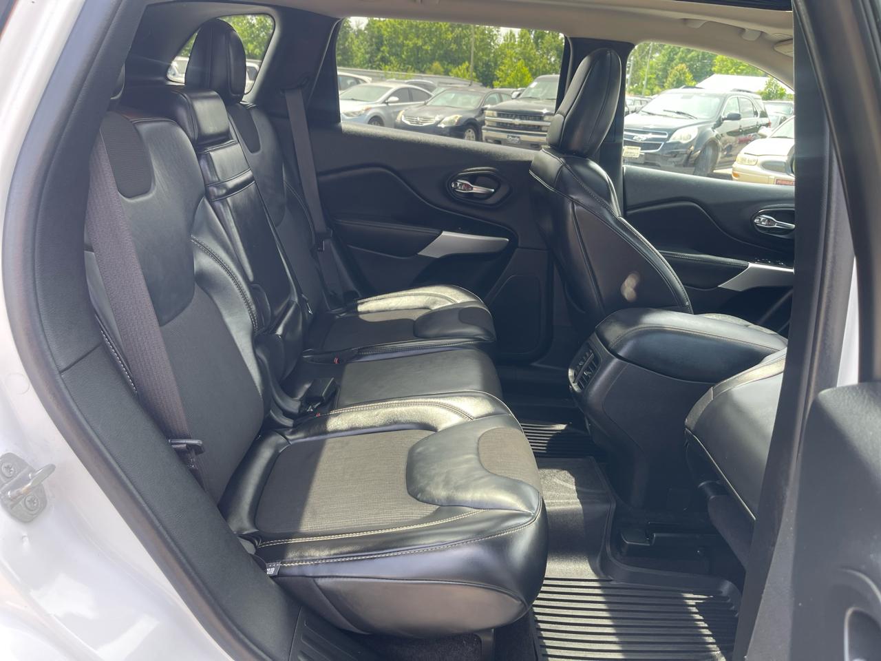 Jeep Cherokee  2018
