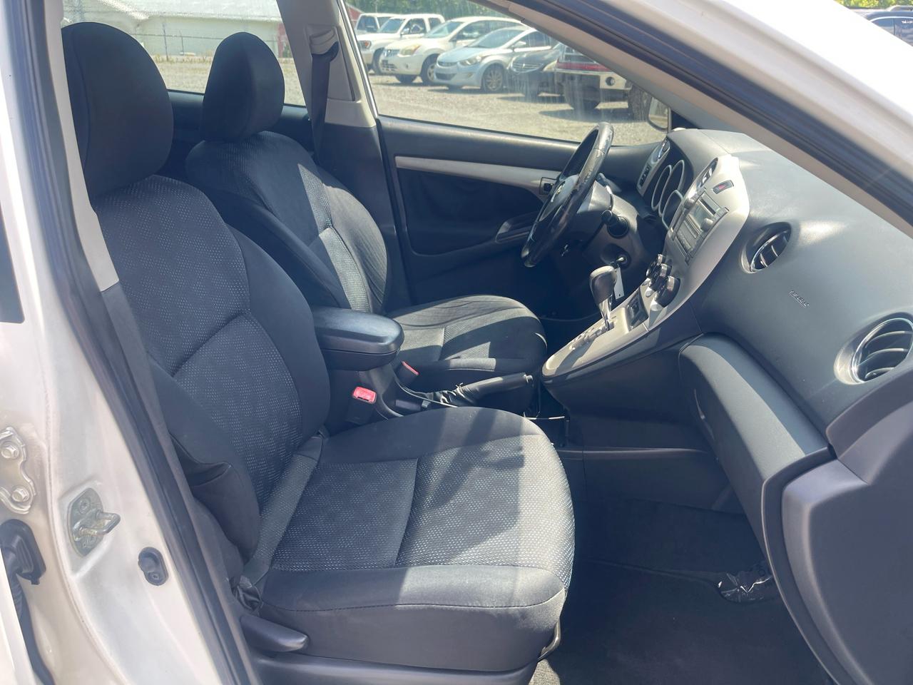 Toyota Matrix  2009