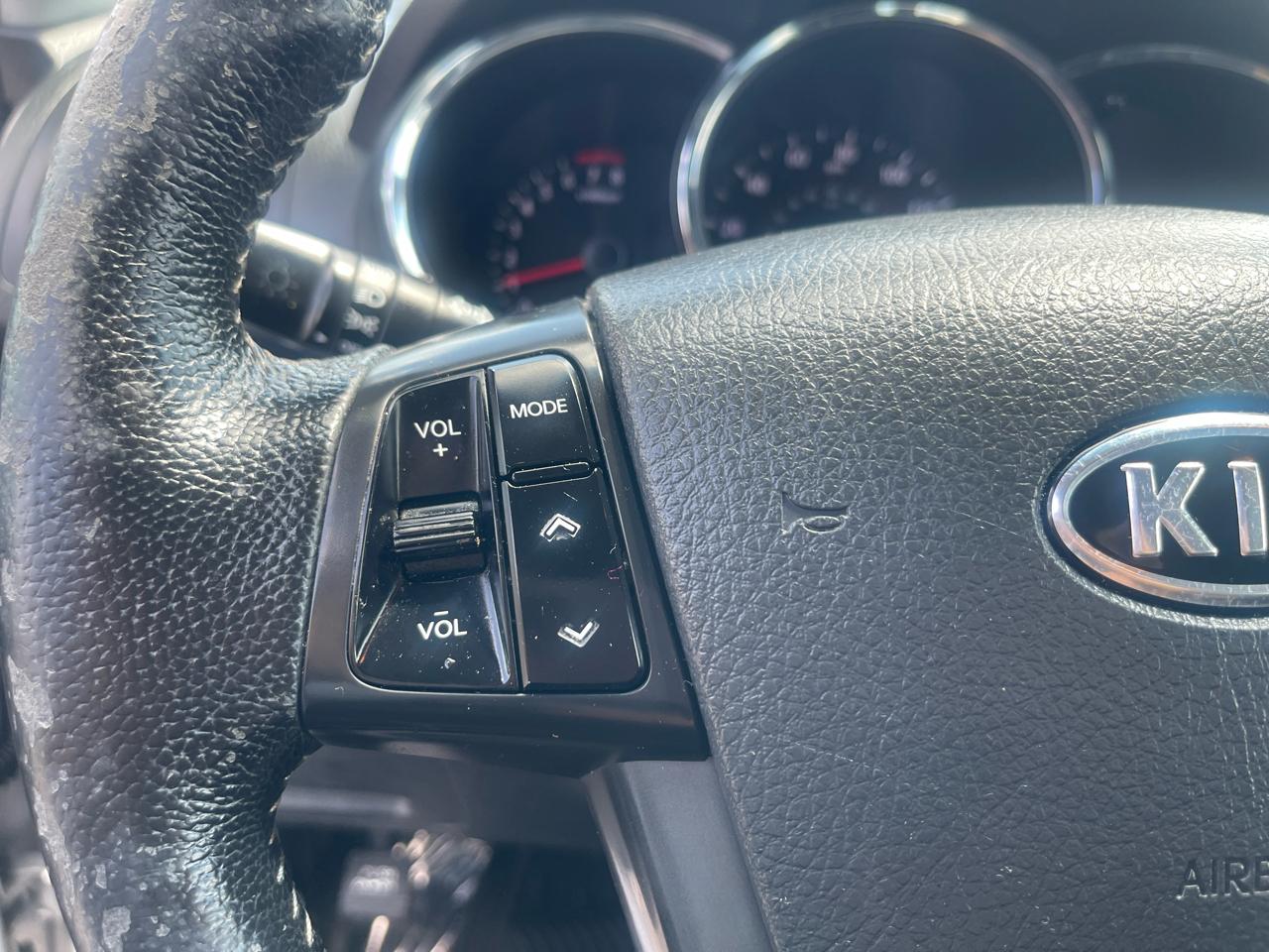Kia Sorento  2012