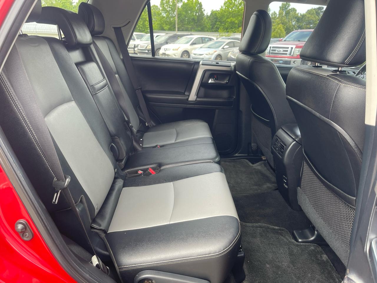 Toyota 4Runner  2016