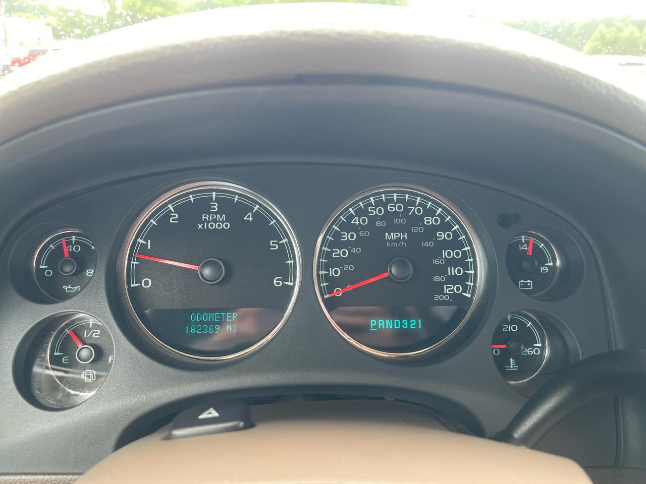 GMC Yukon SLE 2008