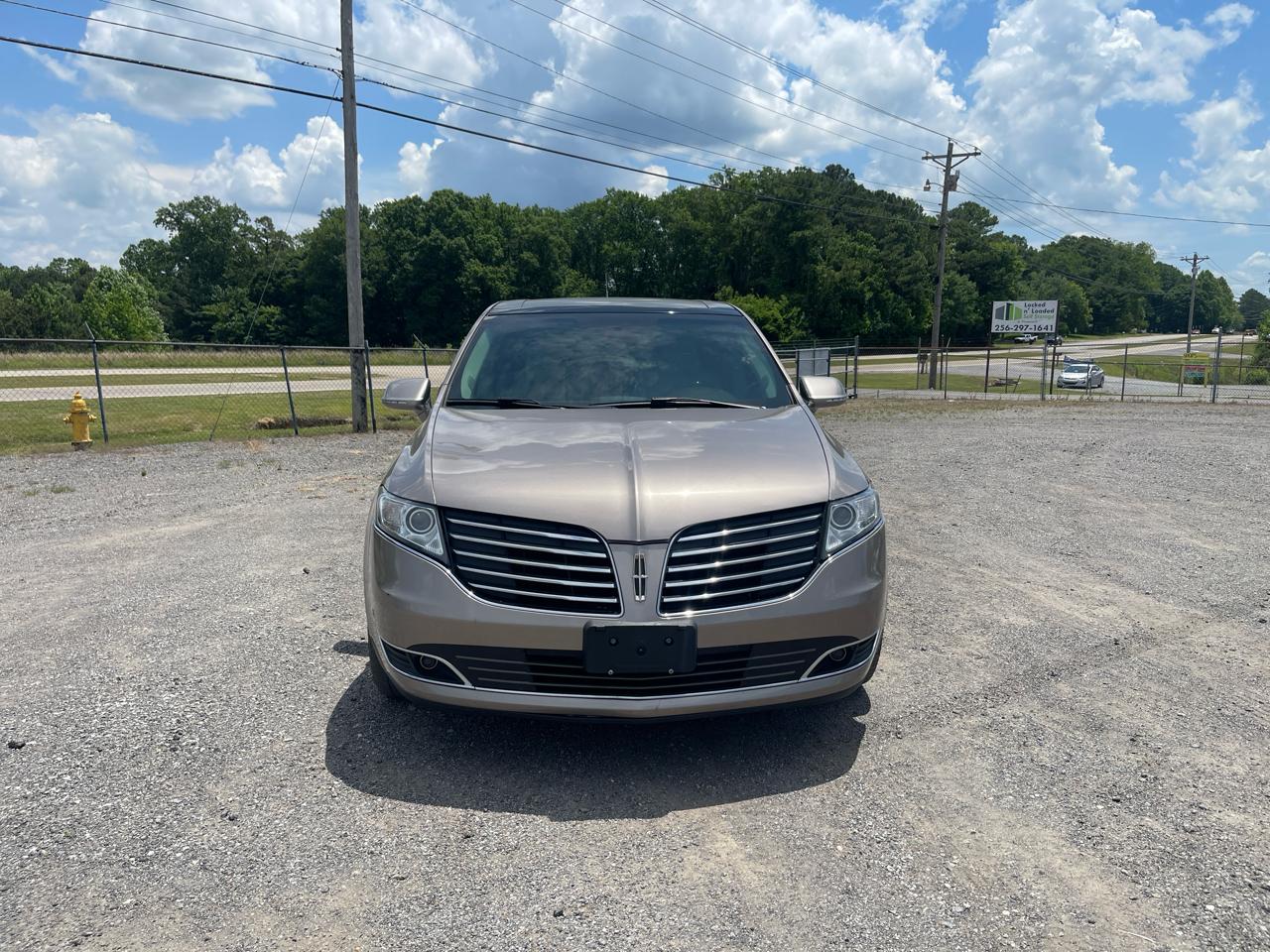 Lincoln MKT  2019