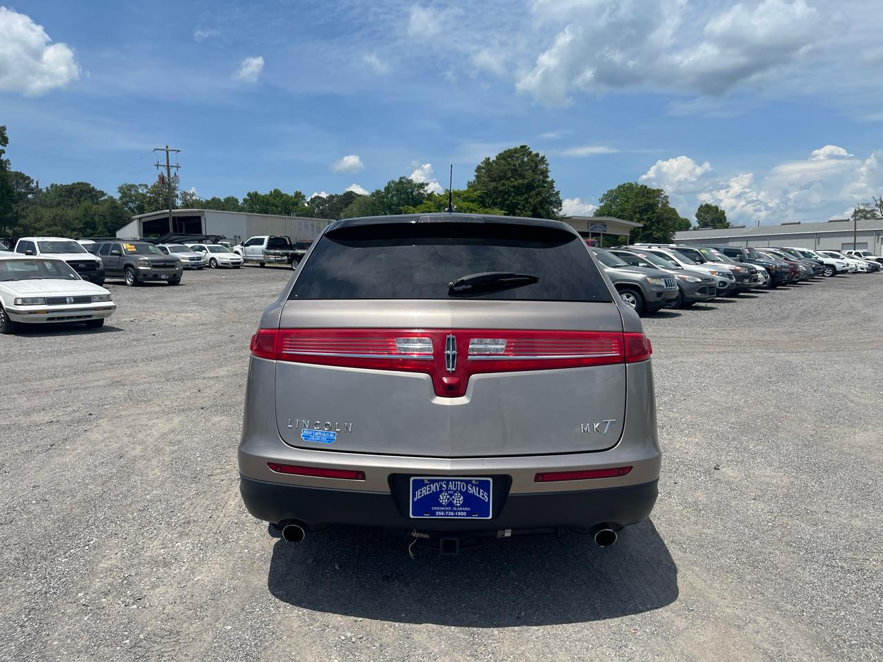 Lincoln MKT  2019
