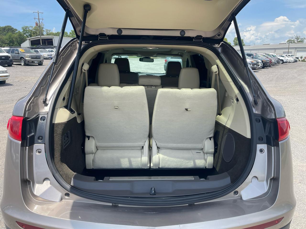 Lincoln MKT  2019