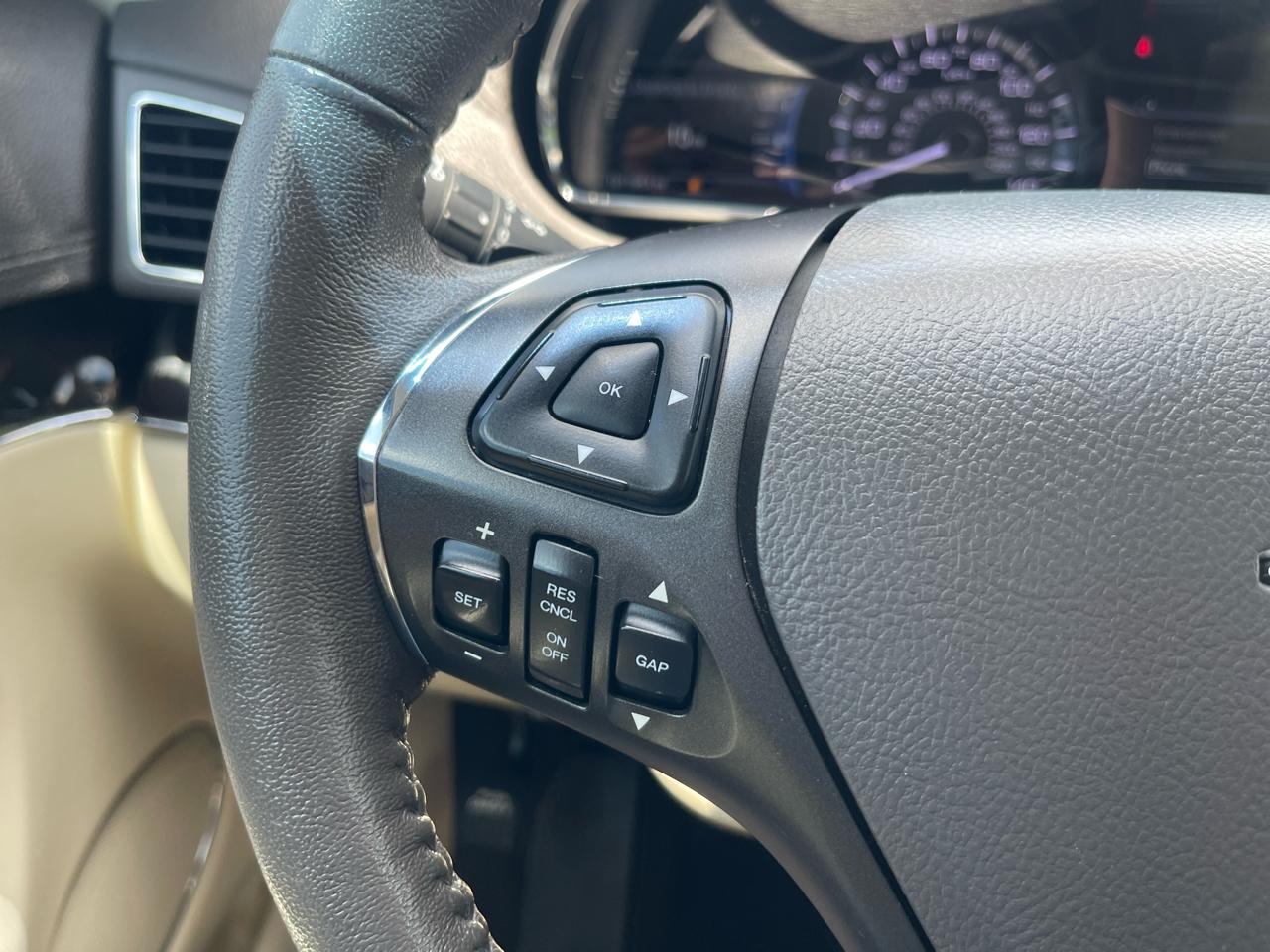 Lincoln MKT  2019
