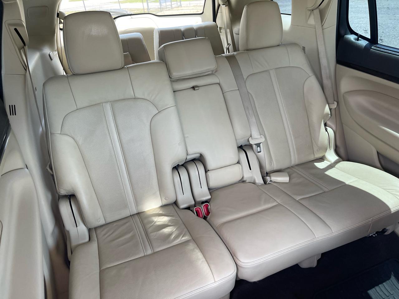 Lincoln MKT  2019