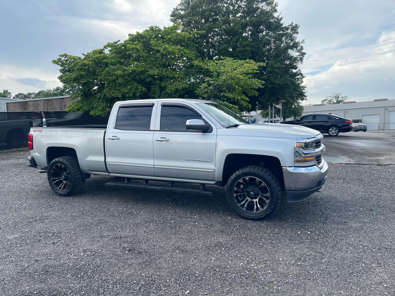 Chevrolet Silverado 1500  2018