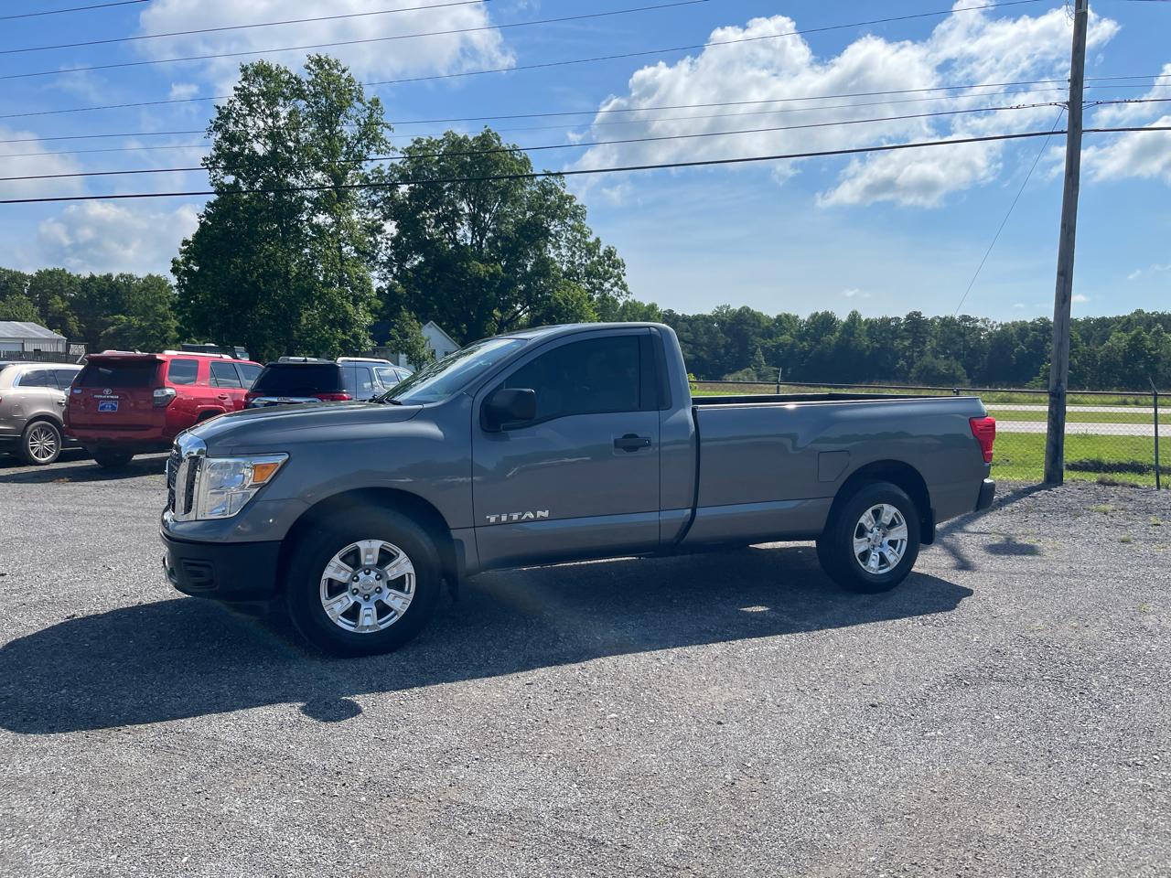 Nissan Titan  2017