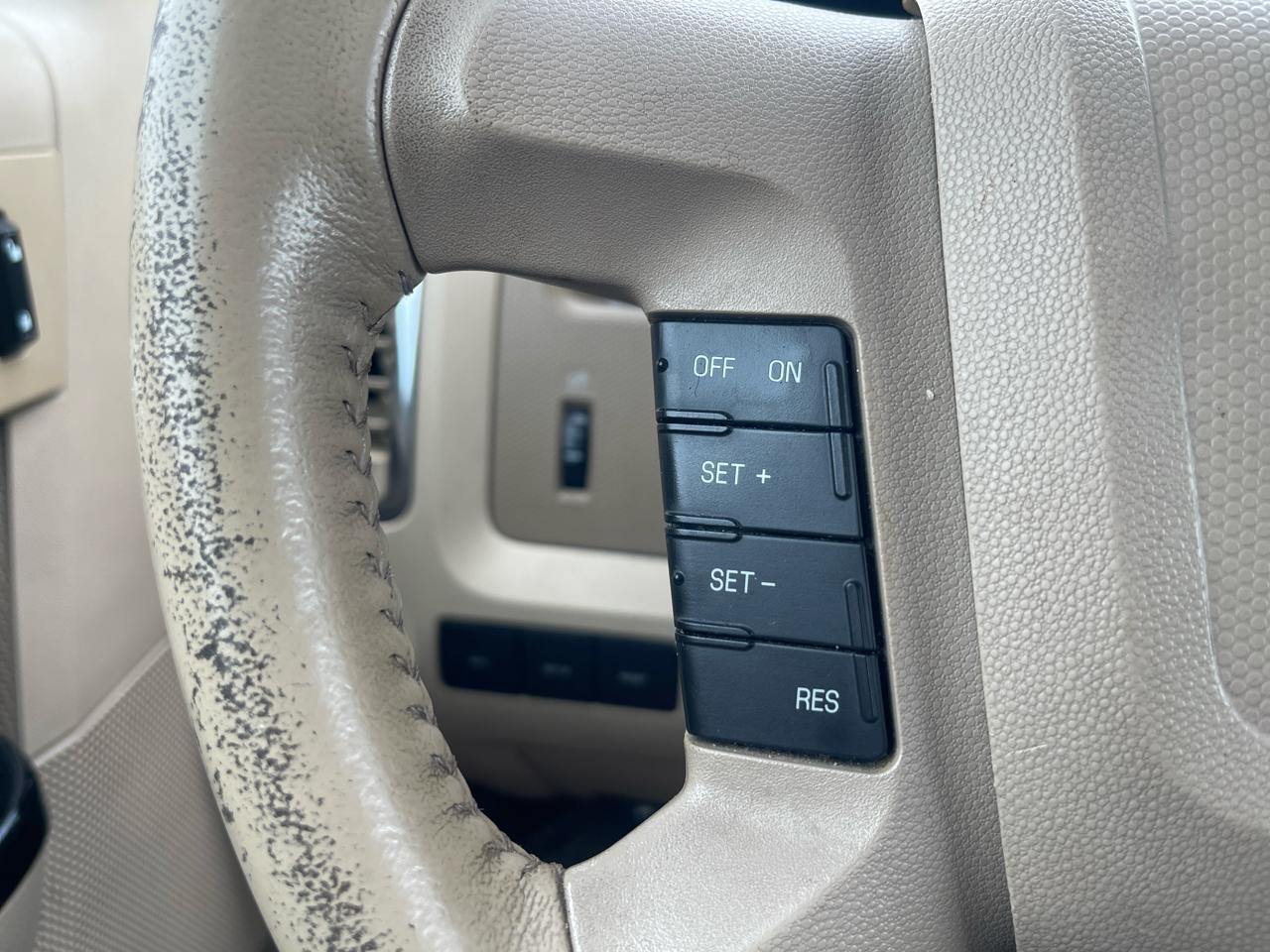 Ford Escape  2010