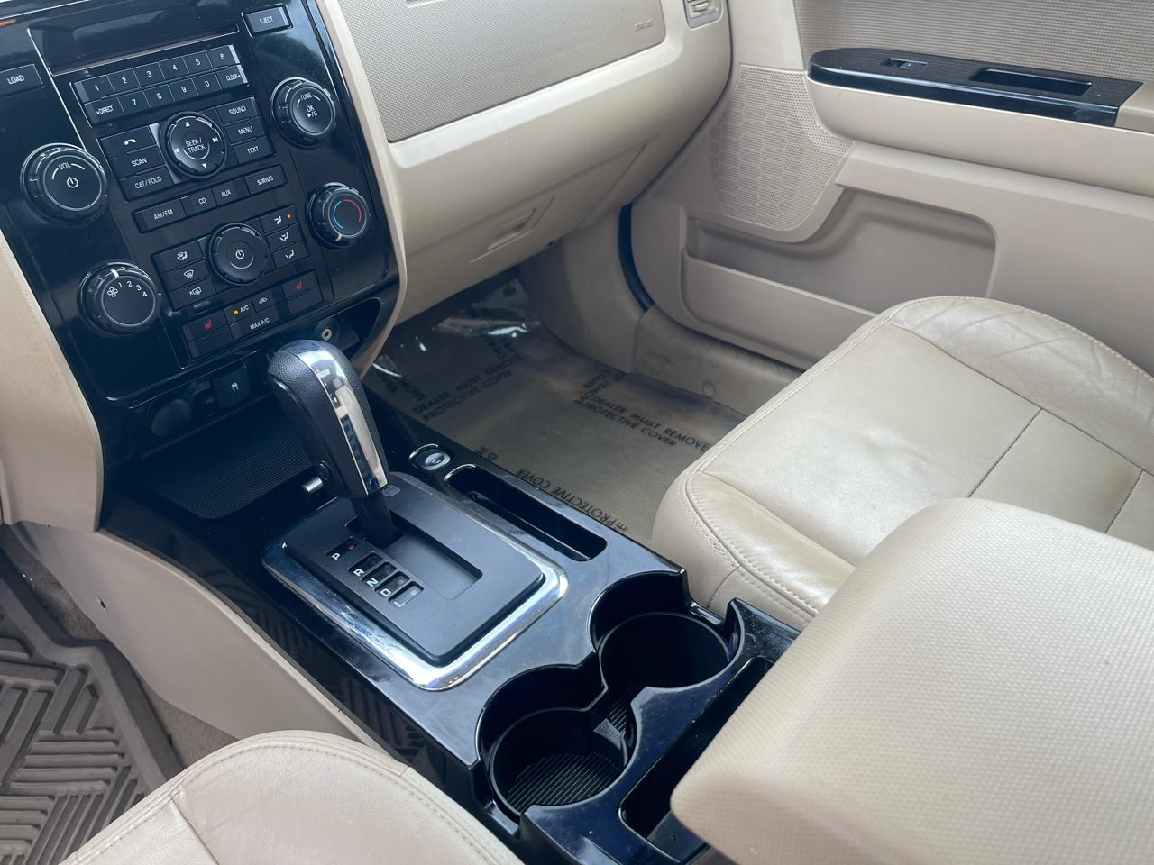 Ford Escape  2010