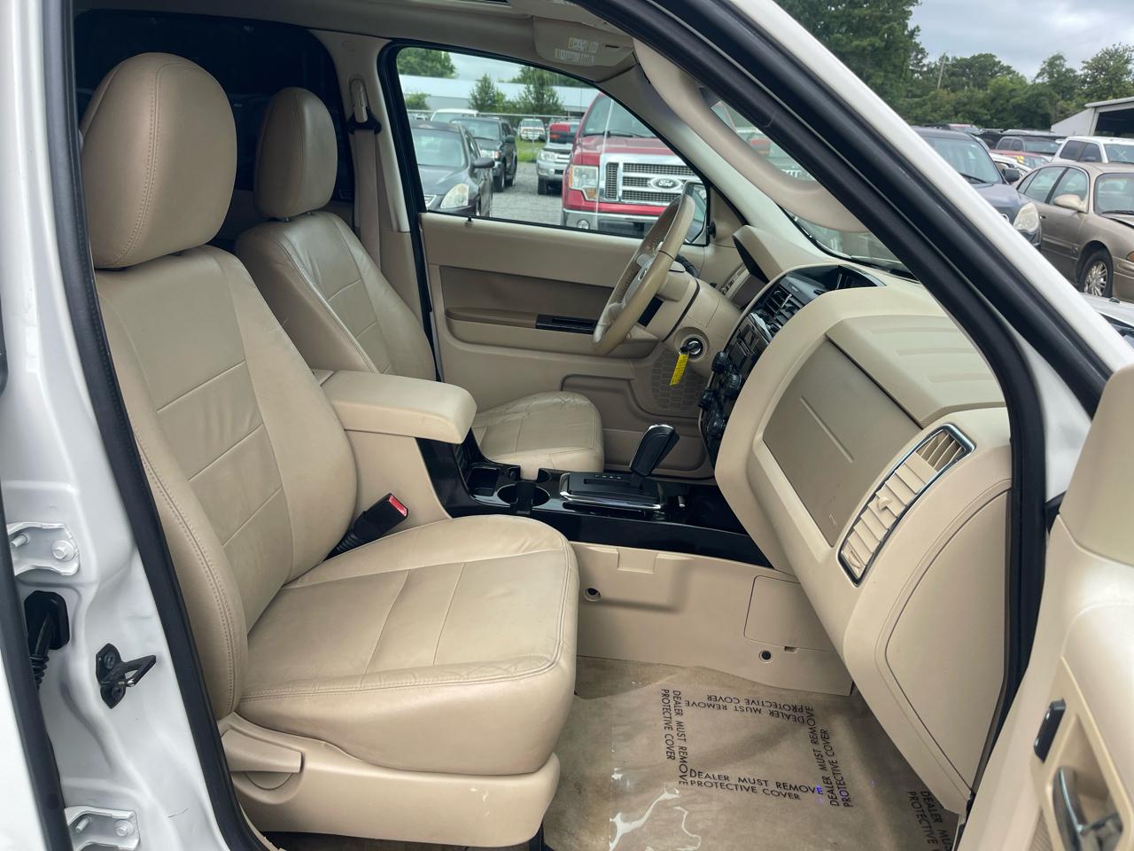 Ford Escape  2010