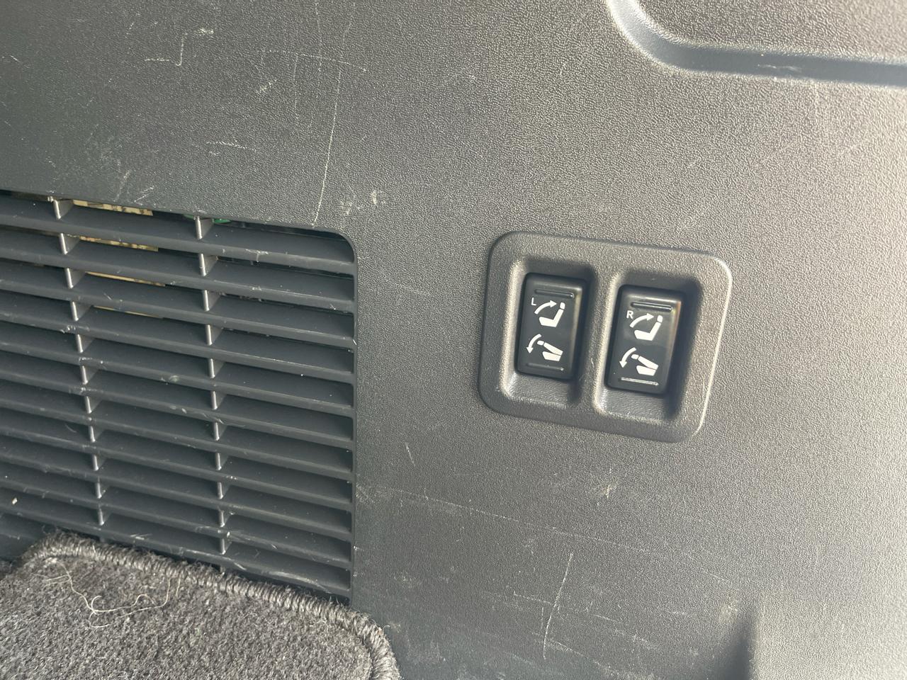 Nissan Armada  2010
