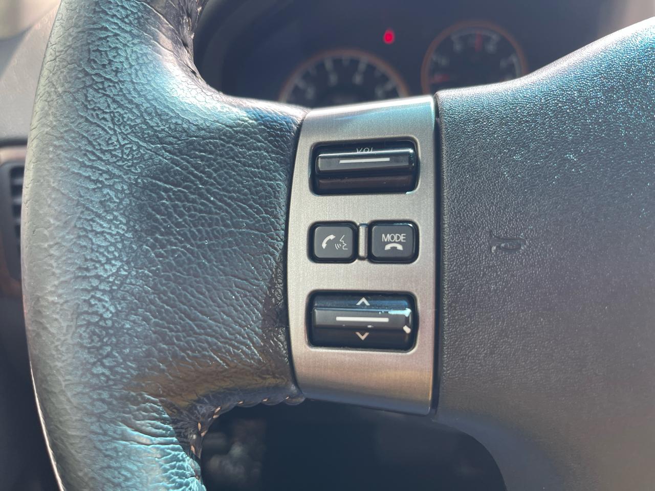 Nissan Armada  2010