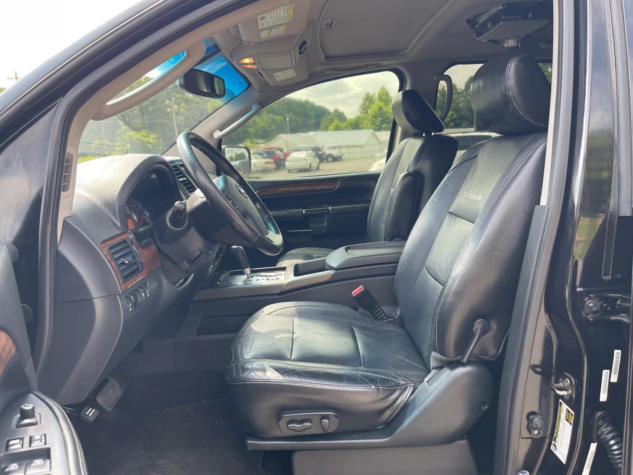 Nissan Armada  2010