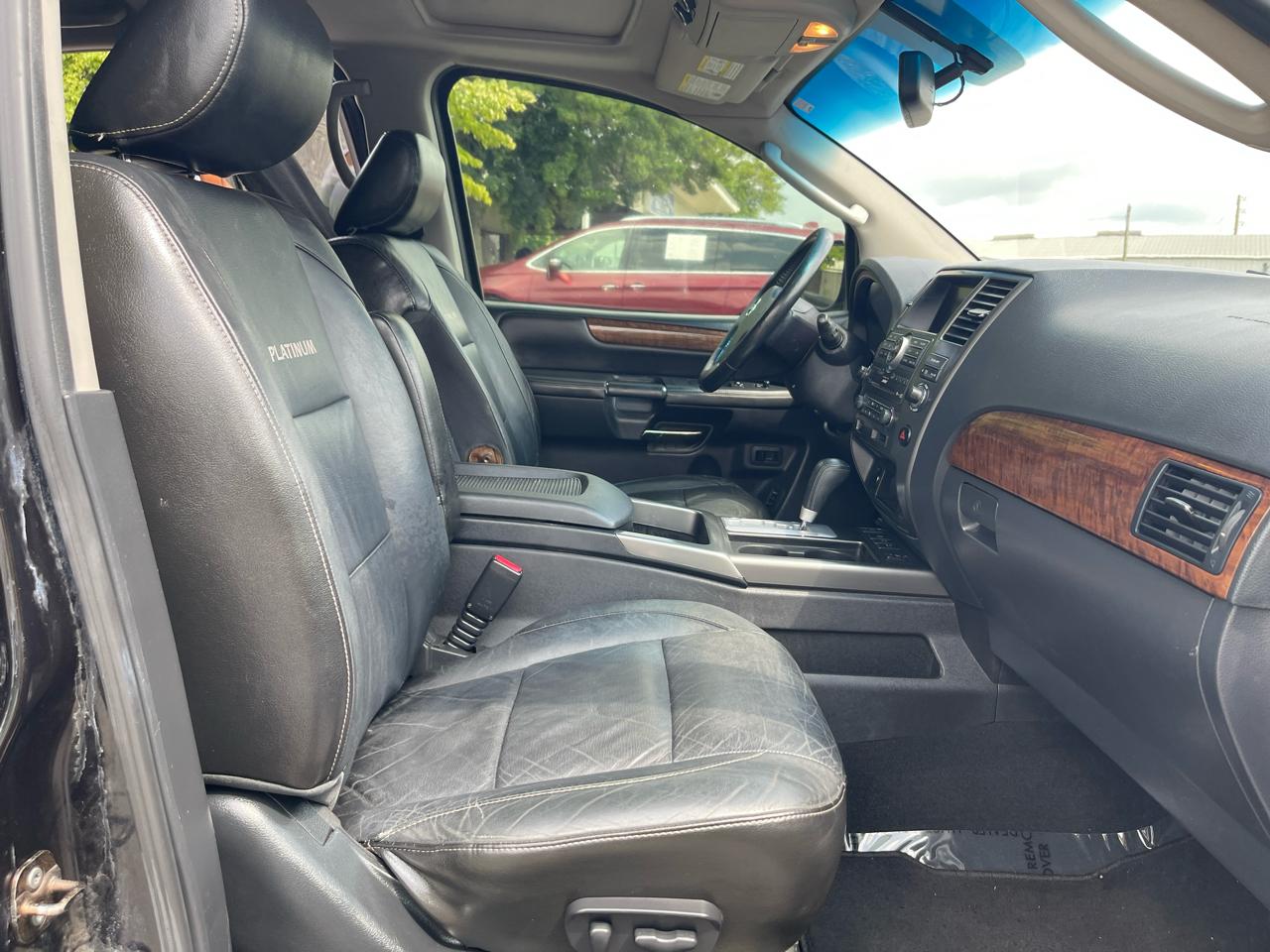 Nissan Armada  2010