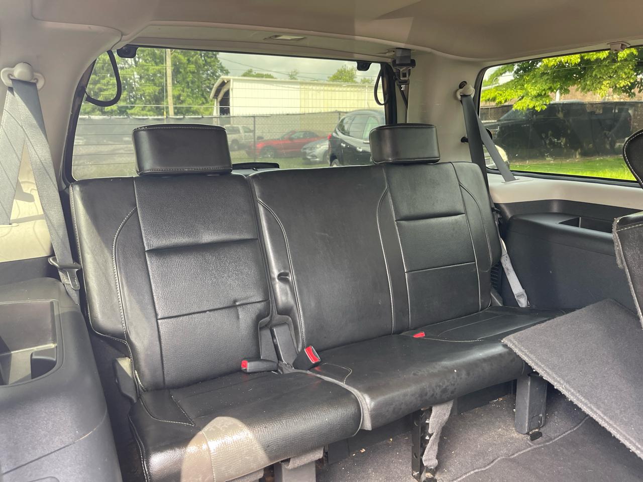 Nissan Armada  2010