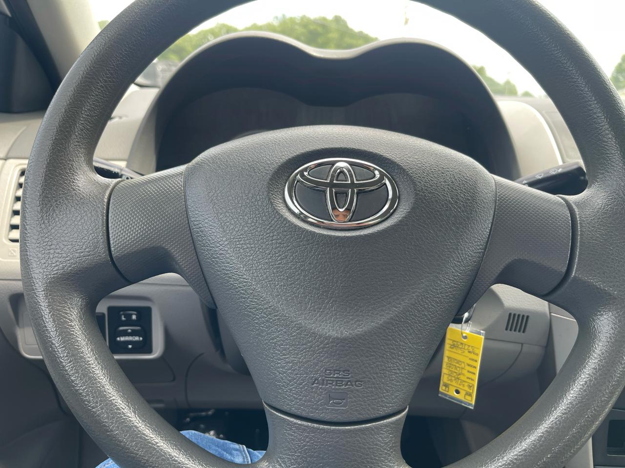 Toyota Corolla  2010