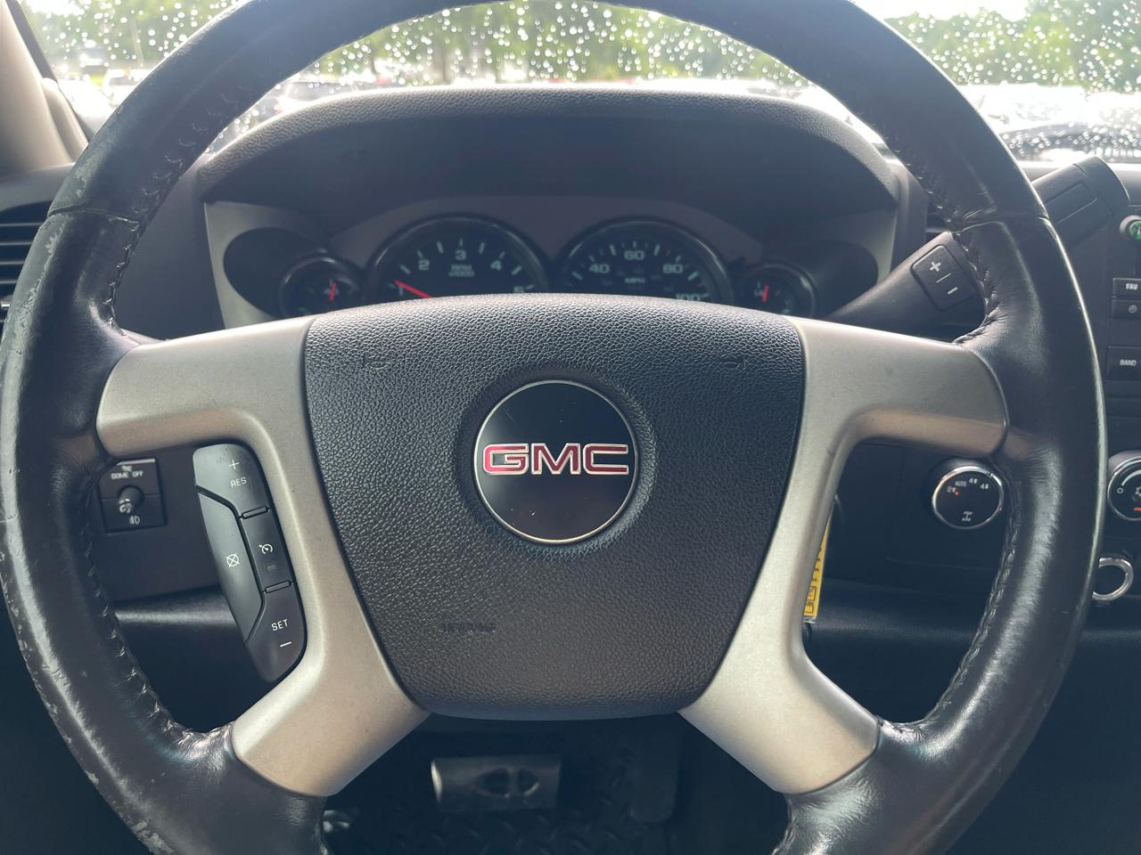 GMC Sierra 1500  2010