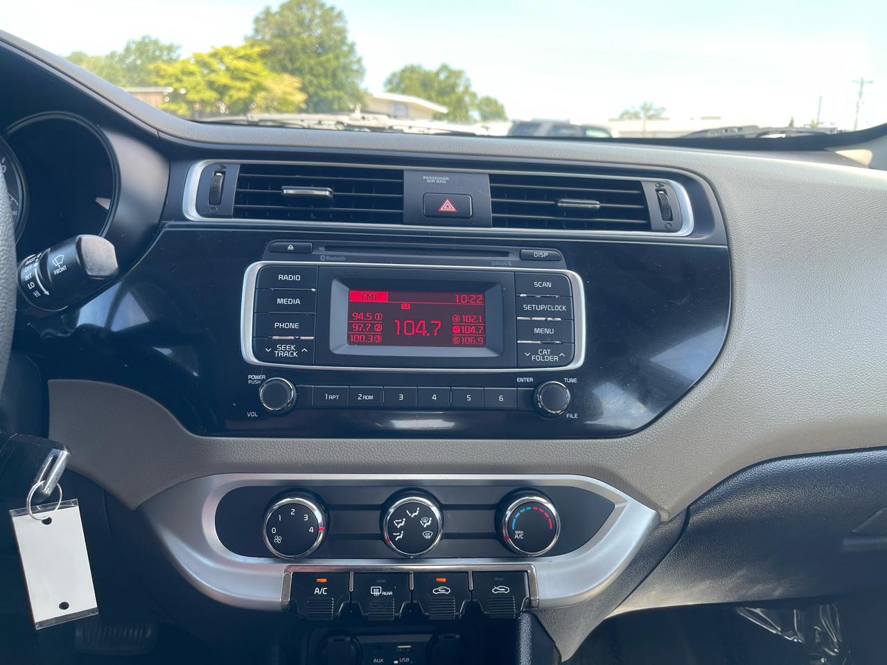 Kia Rio  2017