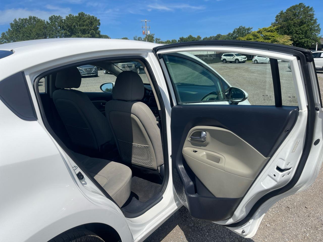 Kia Rio  2017