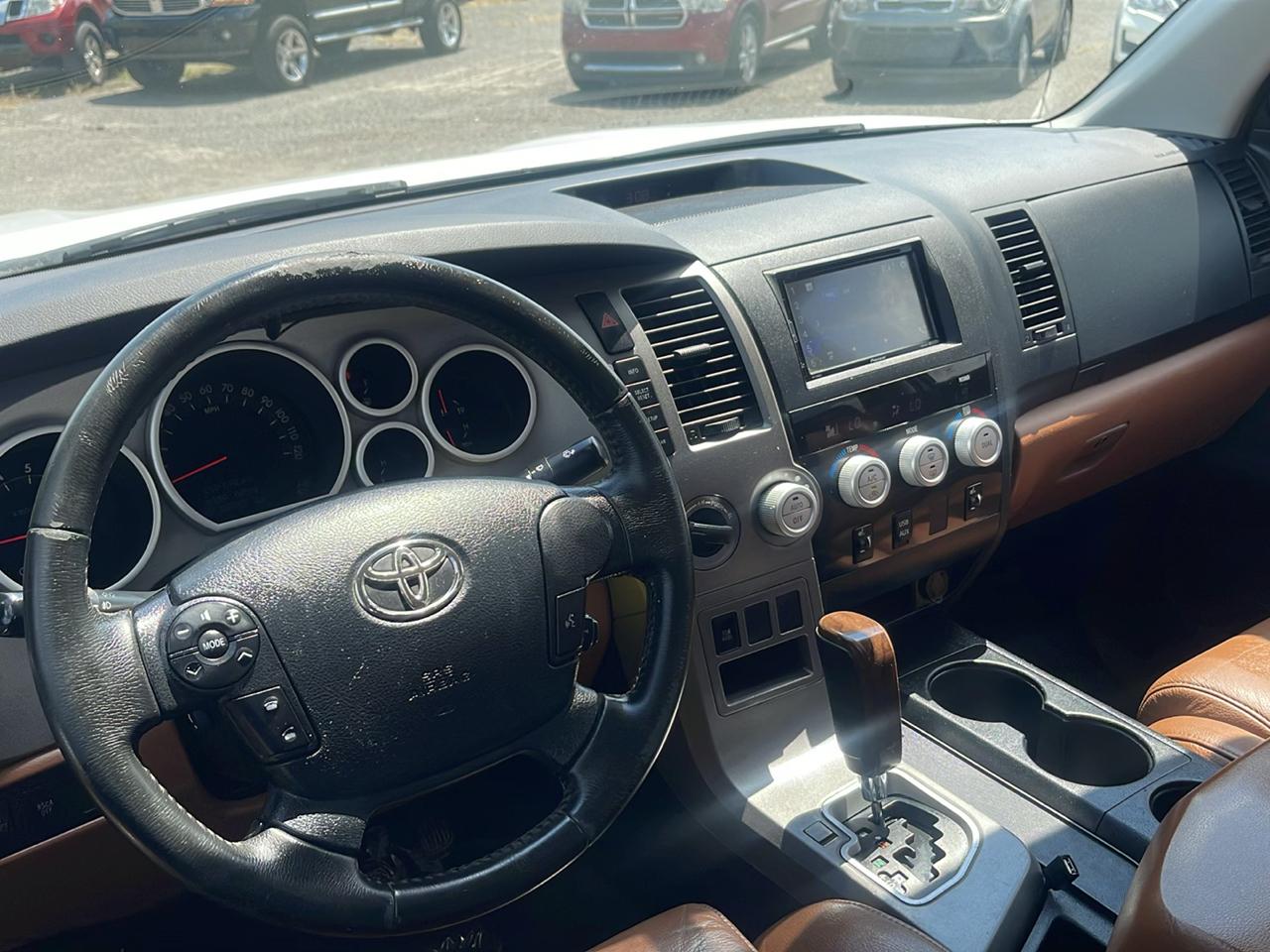 Toyota Tundra  2012
