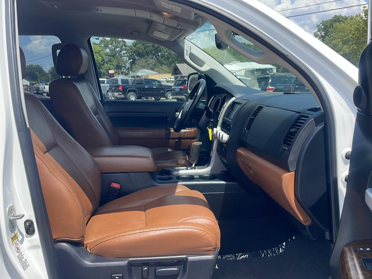 Toyota Tundra  2012