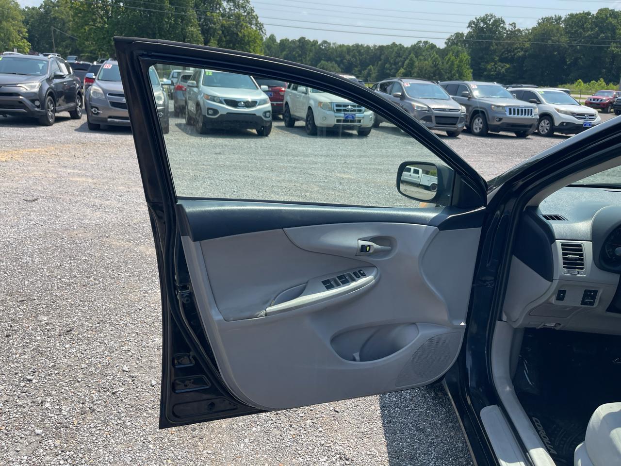 Toyota Corolla  2012