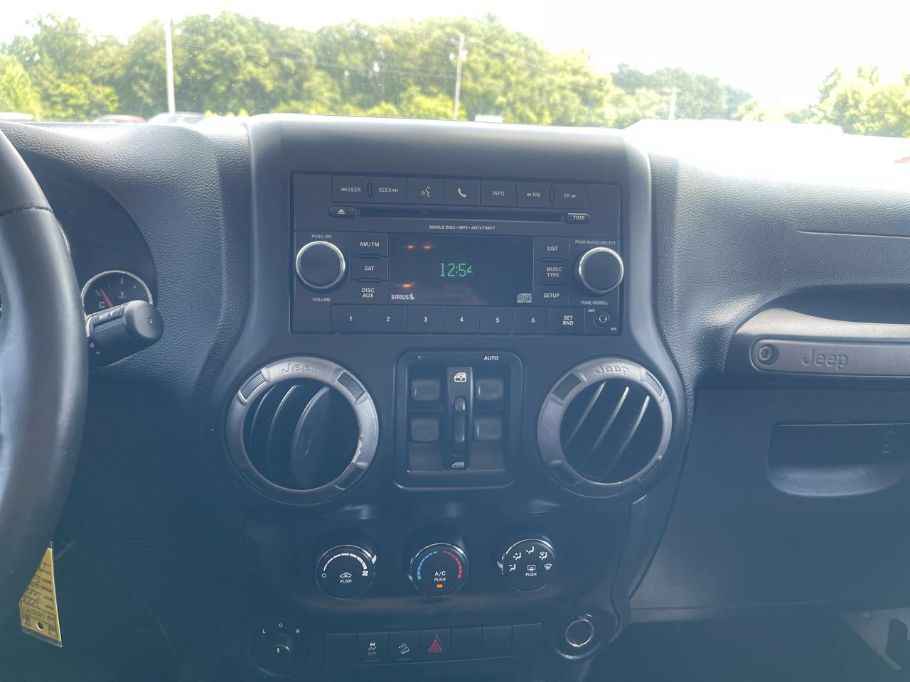 Jeep Wrangler  2012