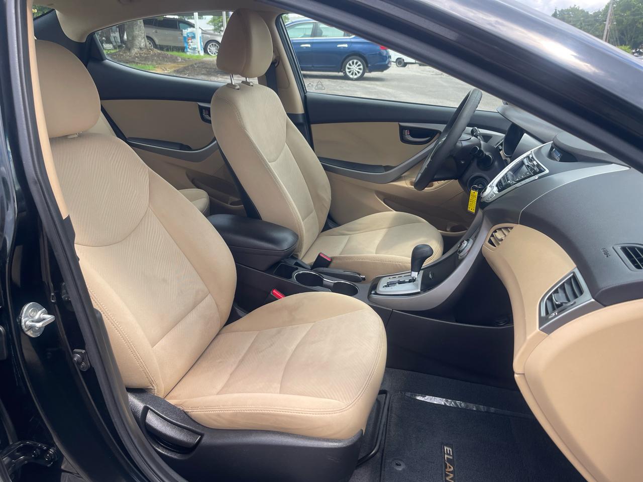 Hyundai Elantra GLS 2013