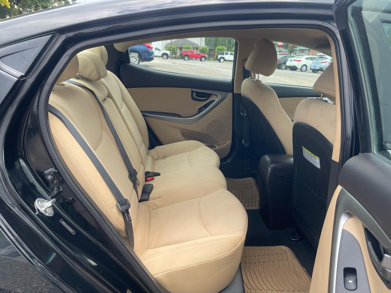 Hyundai Elantra GLS 2013