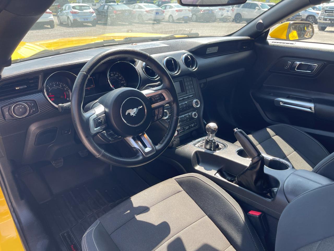Ford Mustang  2016