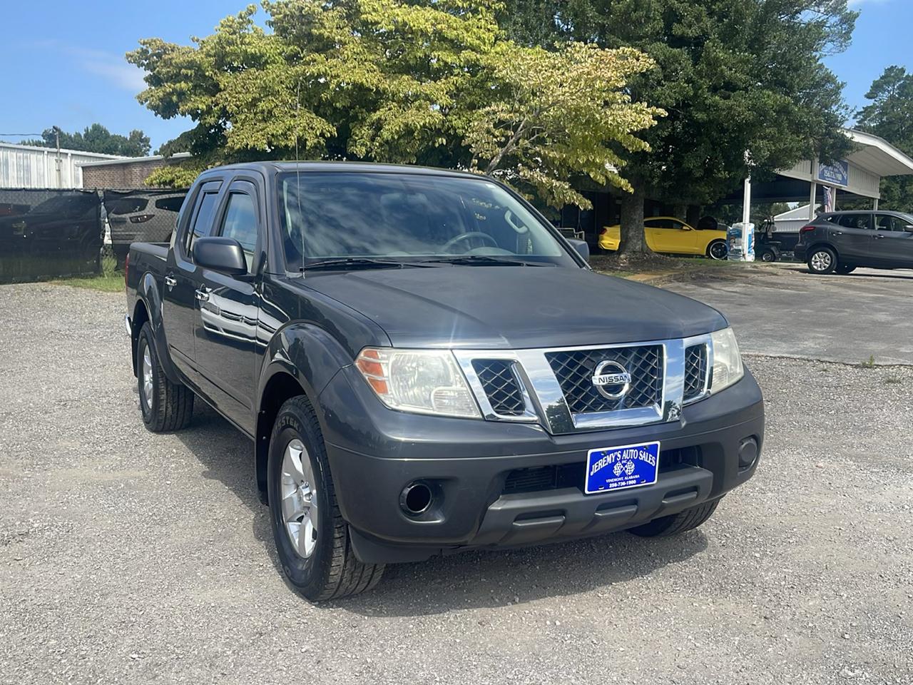 Nissan Frontier  2012