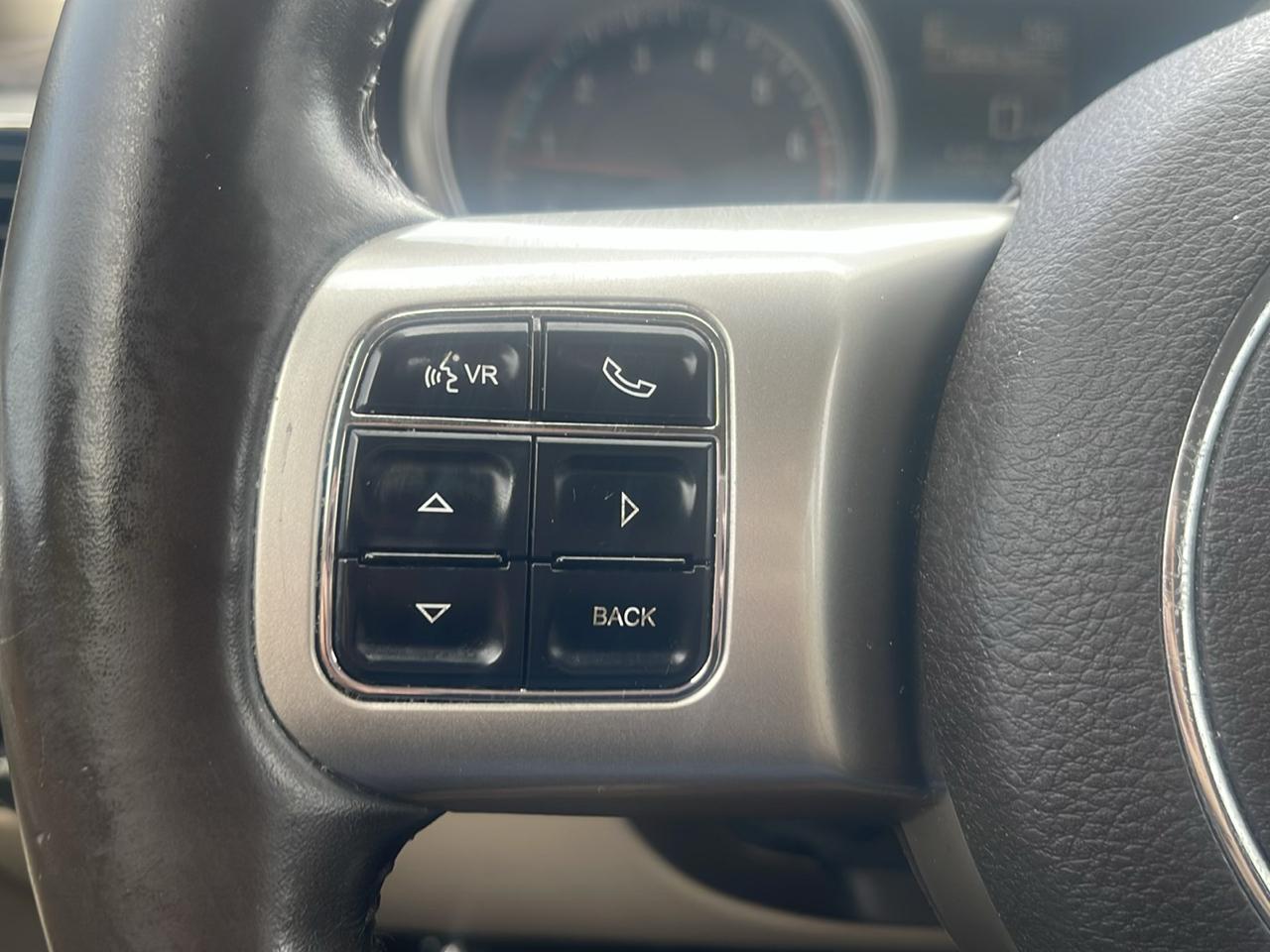 Jeep Grand Cherokee Overland 2011
