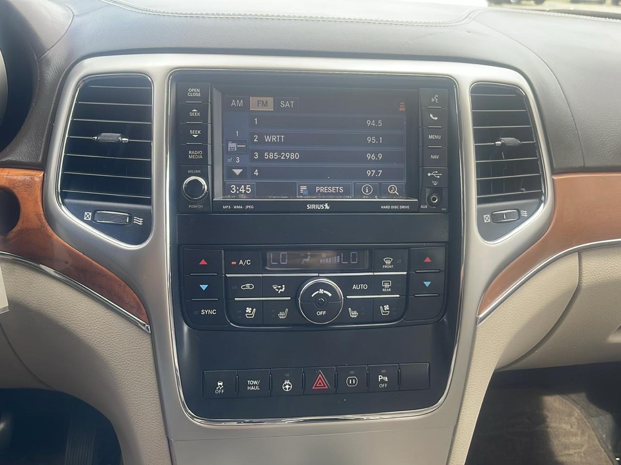 Jeep Grand Cherokee Overland 2011