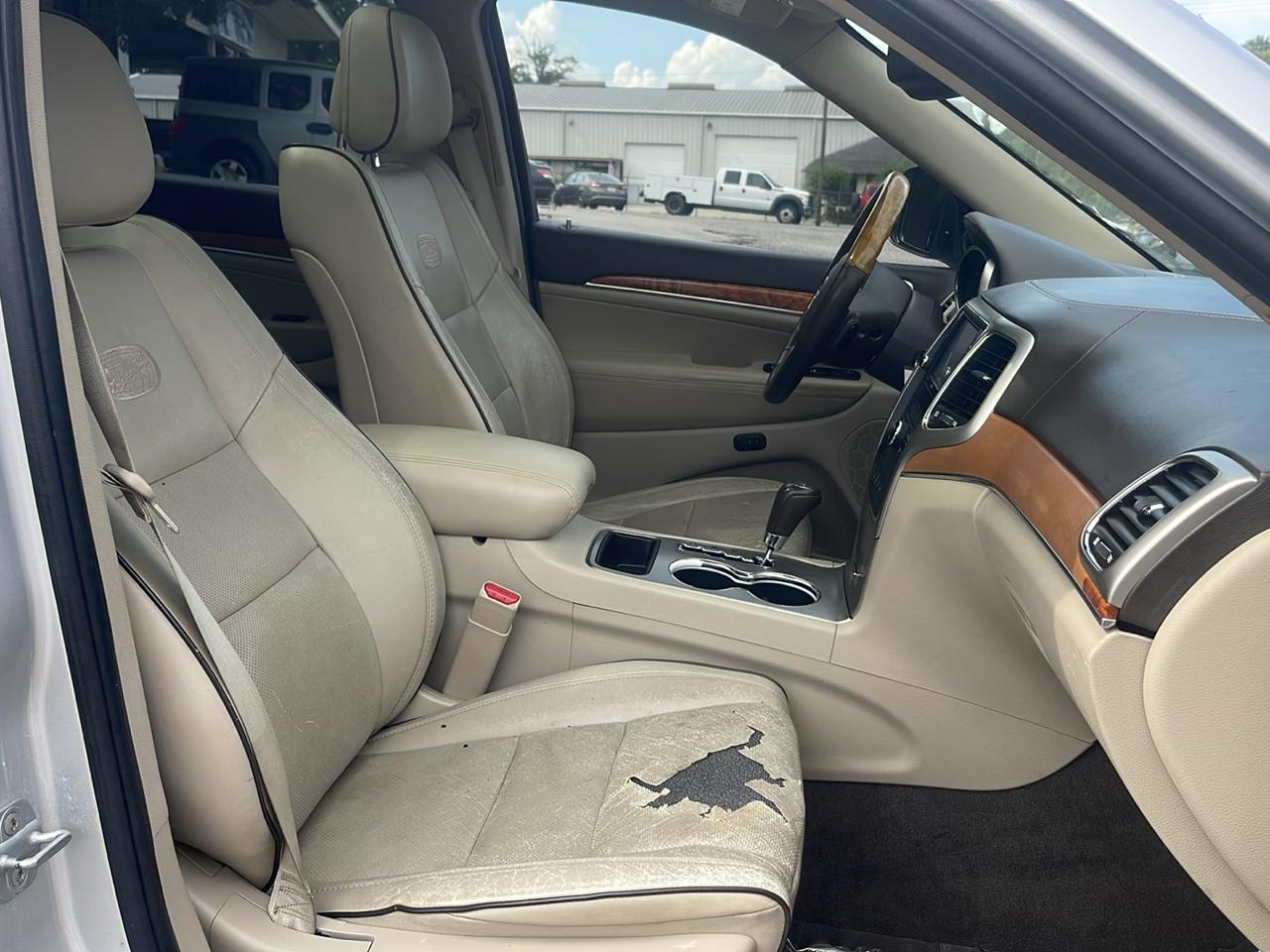 Jeep Grand Cherokee Overland 2011