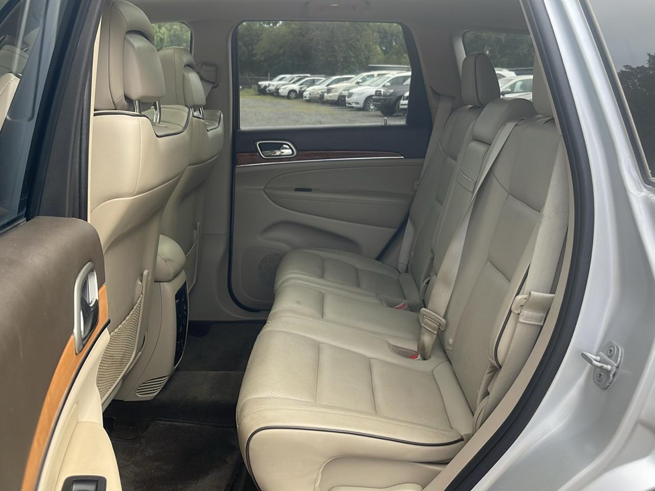 Jeep Grand Cherokee Overland 2011