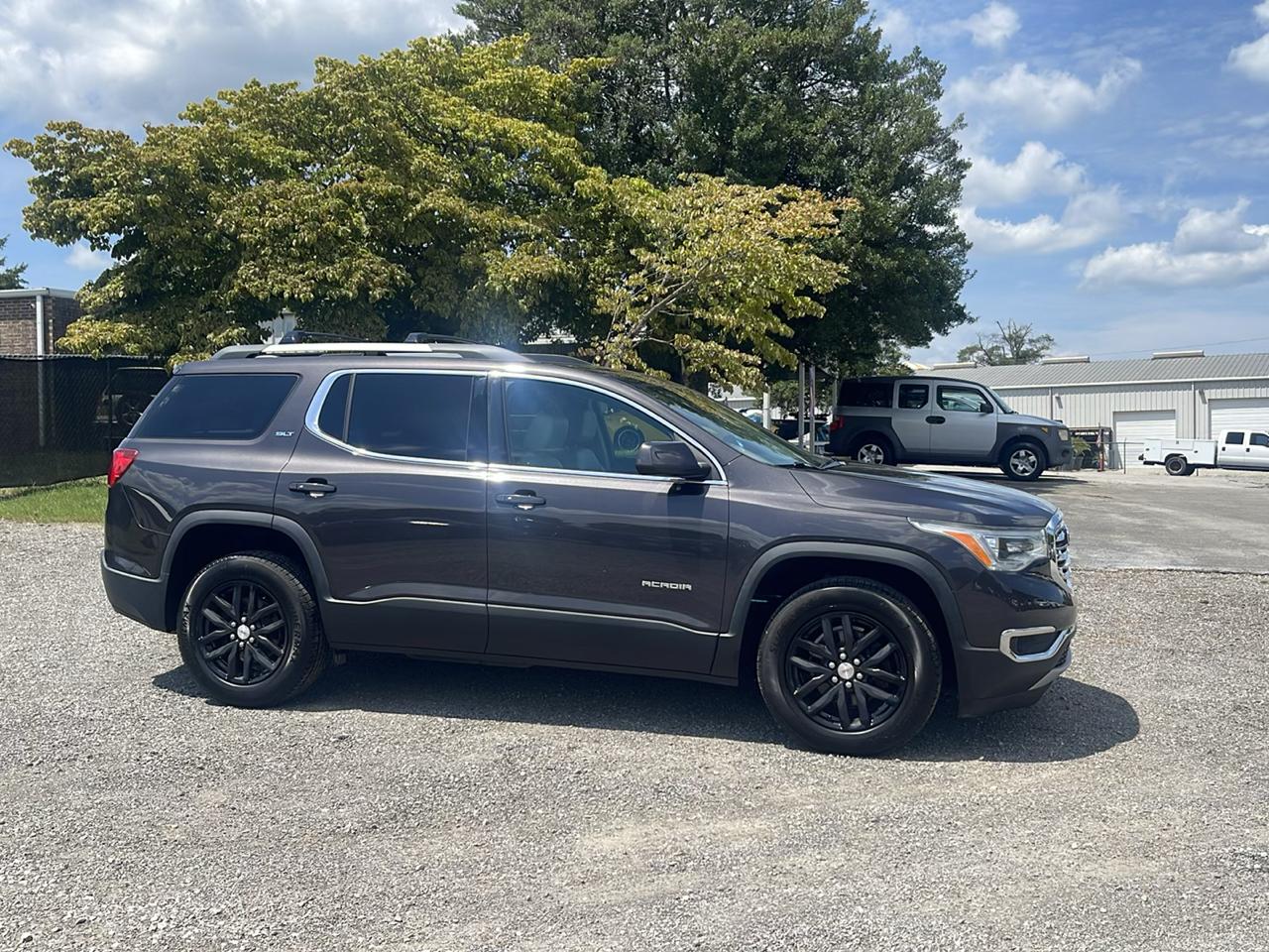 GMC Acadia SLT-1 2017