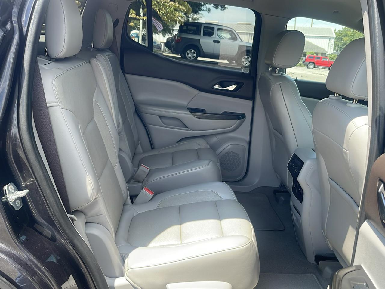 GMC Acadia SLT-1 2017