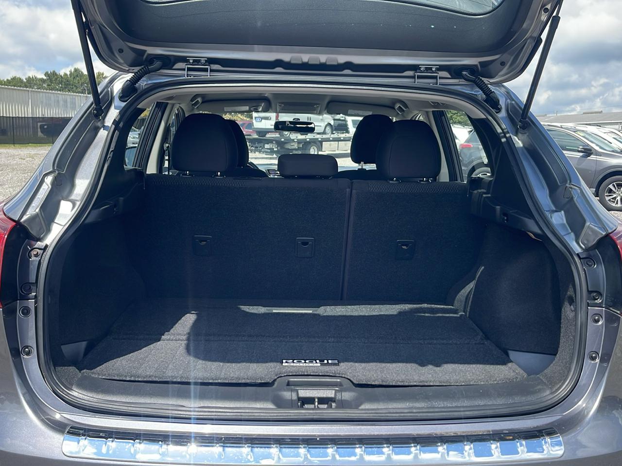 Nissan Rogue Sport  2019